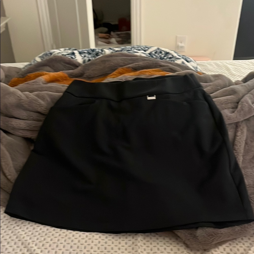 Black athletic skort front pockets